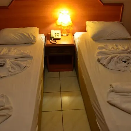 Apart Otel Maren 3*